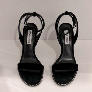 Black heels Steve Madden